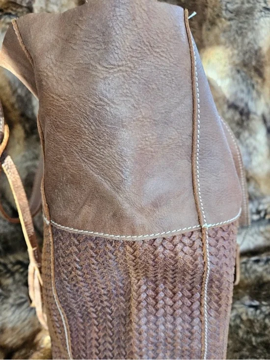 ROOTS Woven Leather Tote Bag in Cognac Brown - Picture 5 of 8